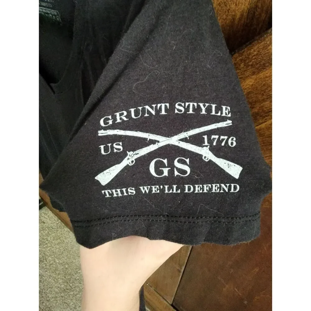 Grunt-Style V-Neck Girls Youth Skull Black T-shirt - XL